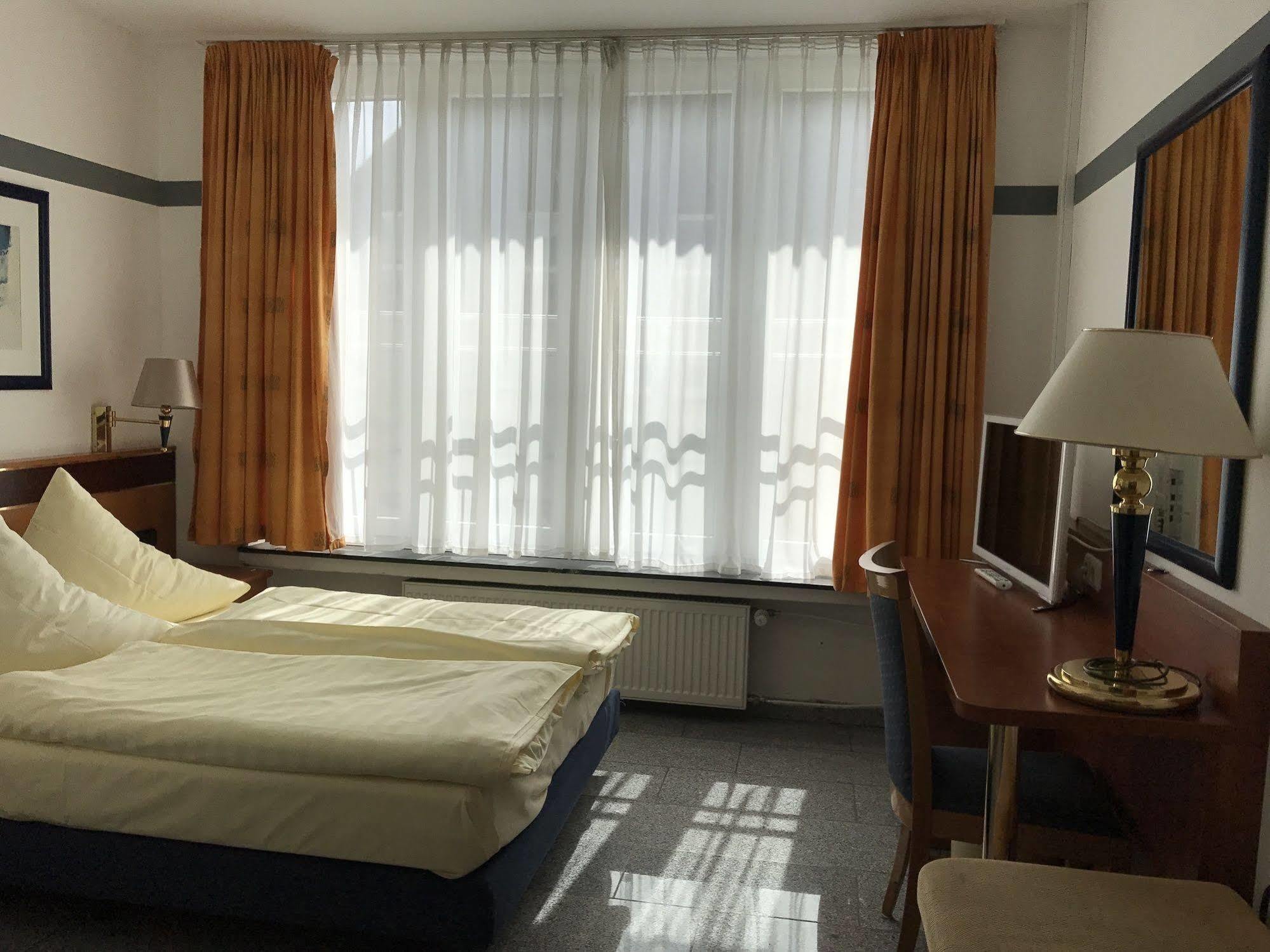 Parkhotel Friedrichstrasse Gießen Eksteriør bilde